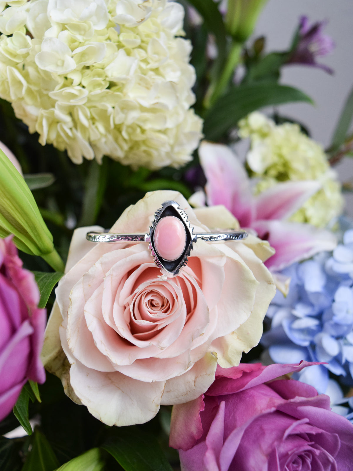 The Tyleigh Pink Conch Bracelet