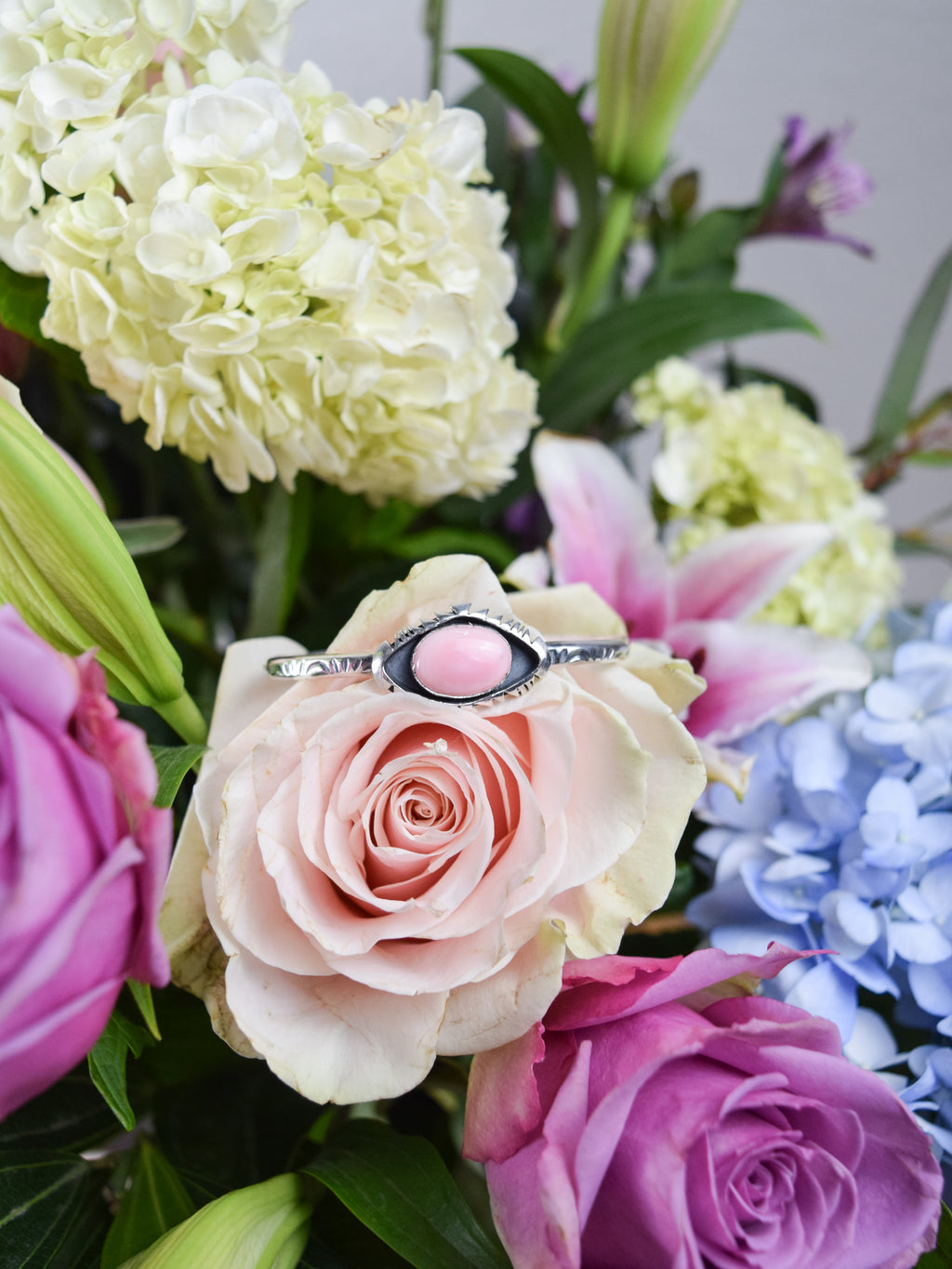 The Tyleigh Pink Conch Bracelet