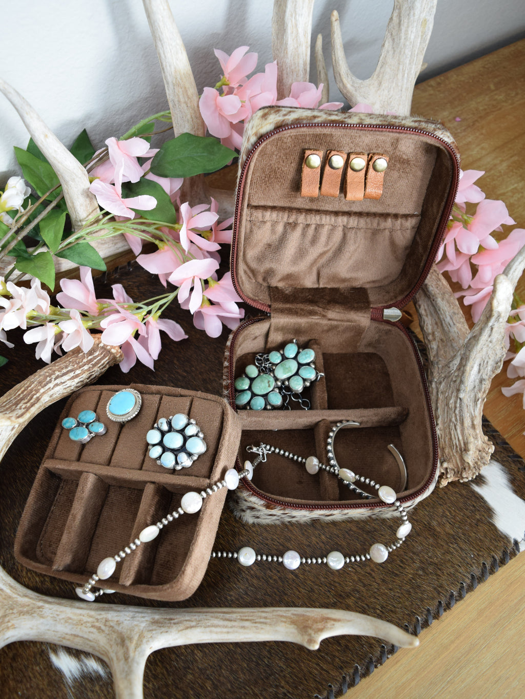 The Weekender Cowhide and Tooled Leather Jewelry Case