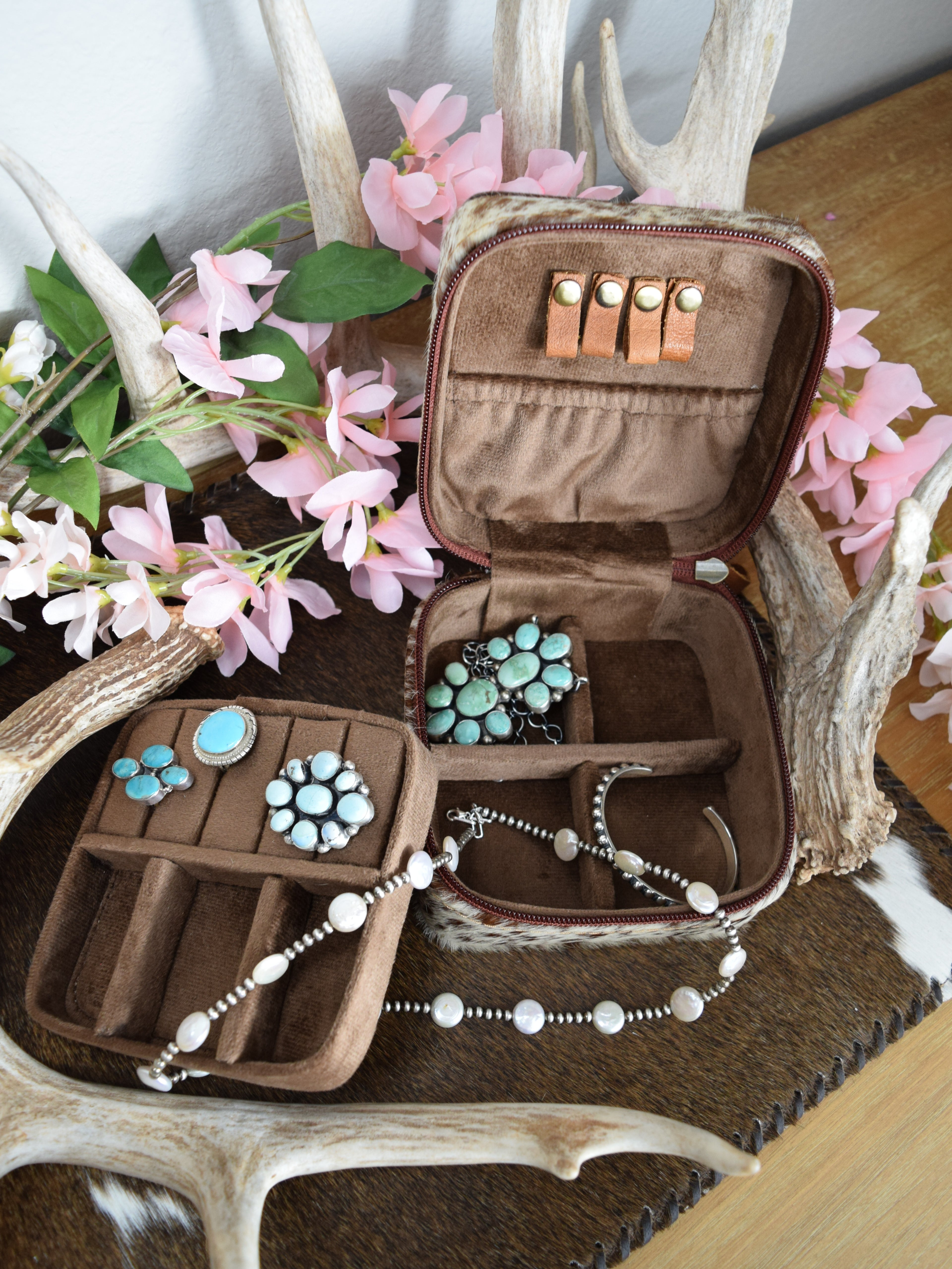 The Weekender Cowhide and Tooled Leather Jewelry Case