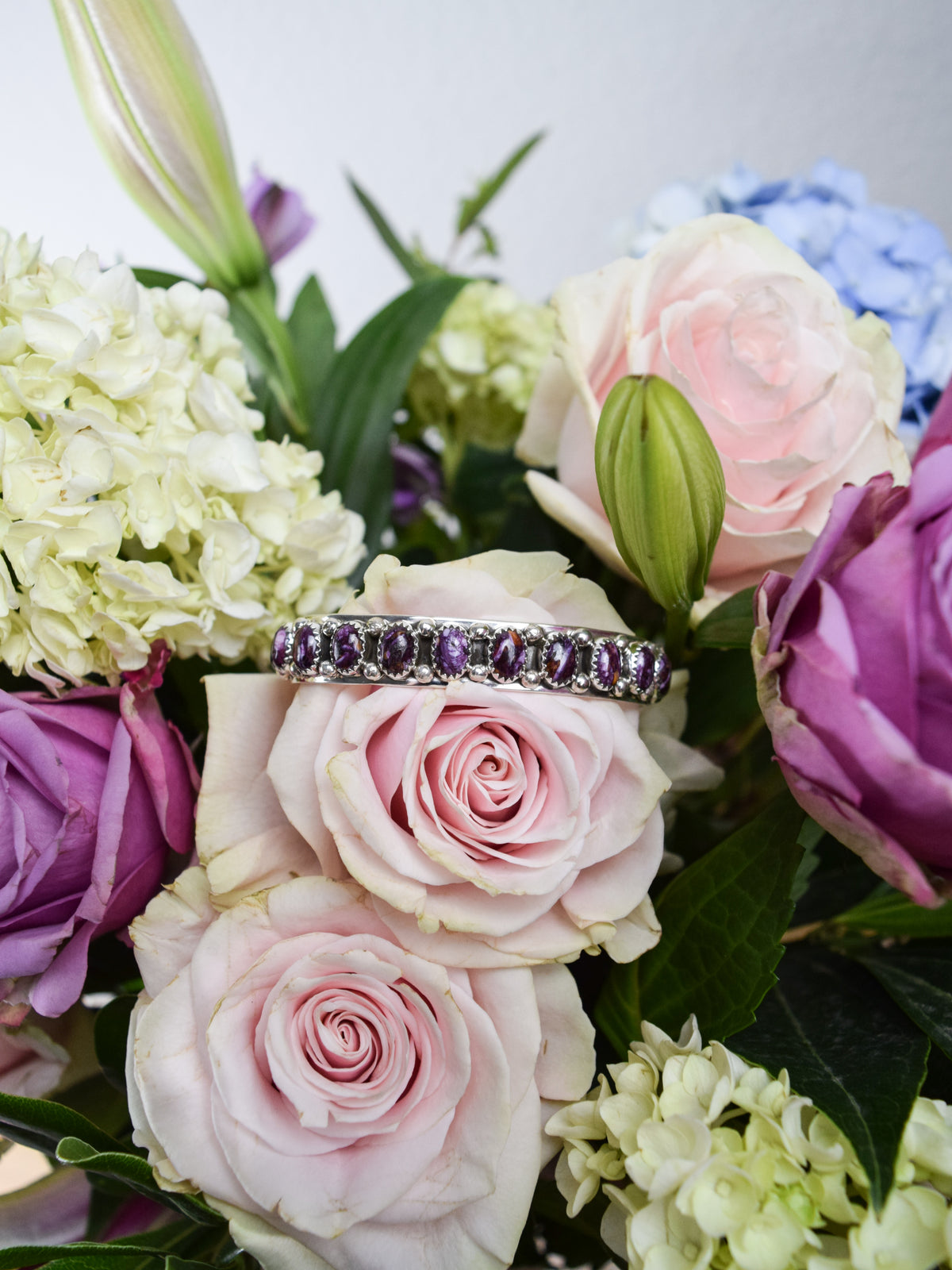 The Braylee 17 Purple Spiny Oyster Stones Bracelet
