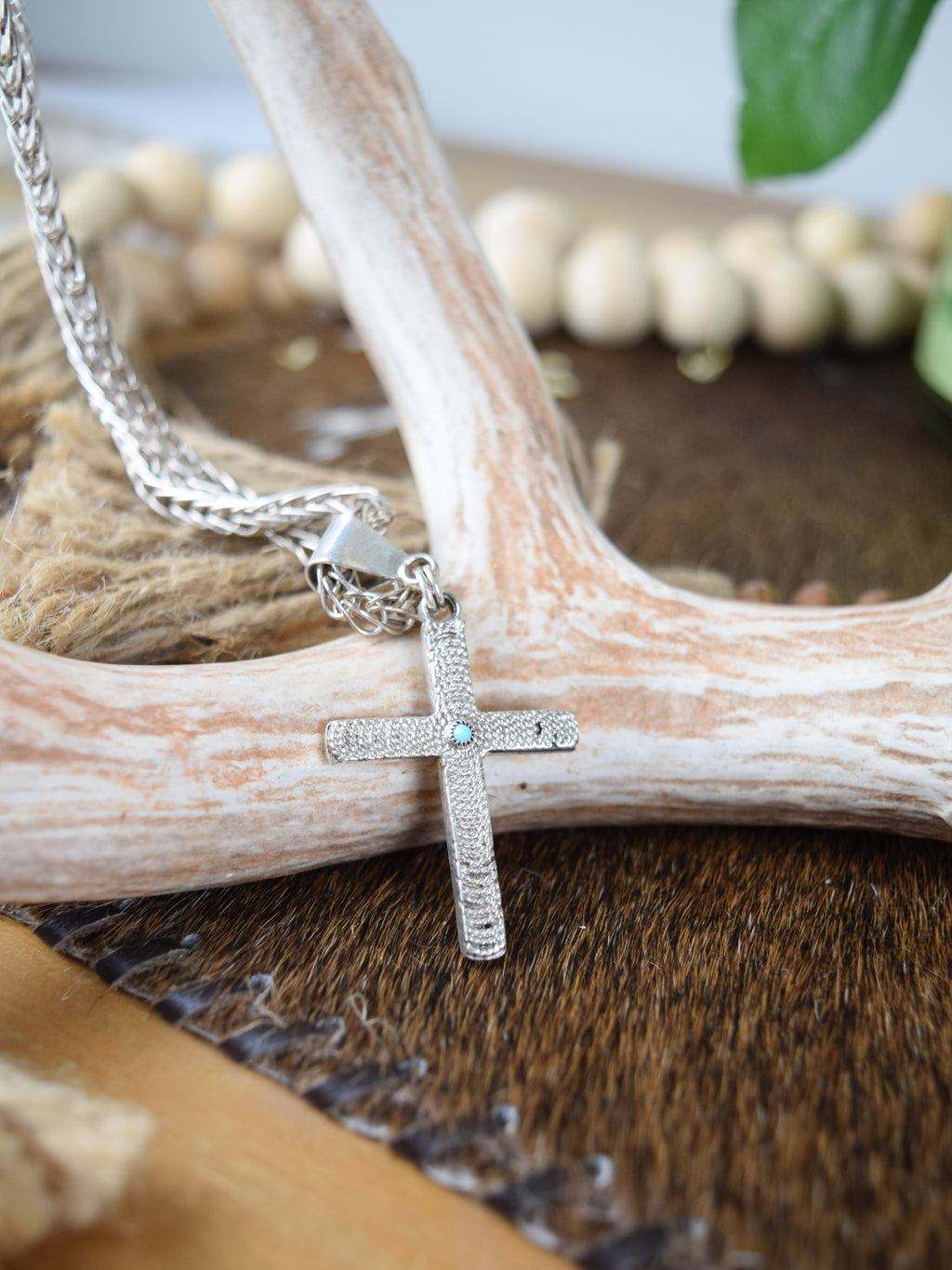 The Lee Sterling Silver Reversible Men’s Cross Necklace