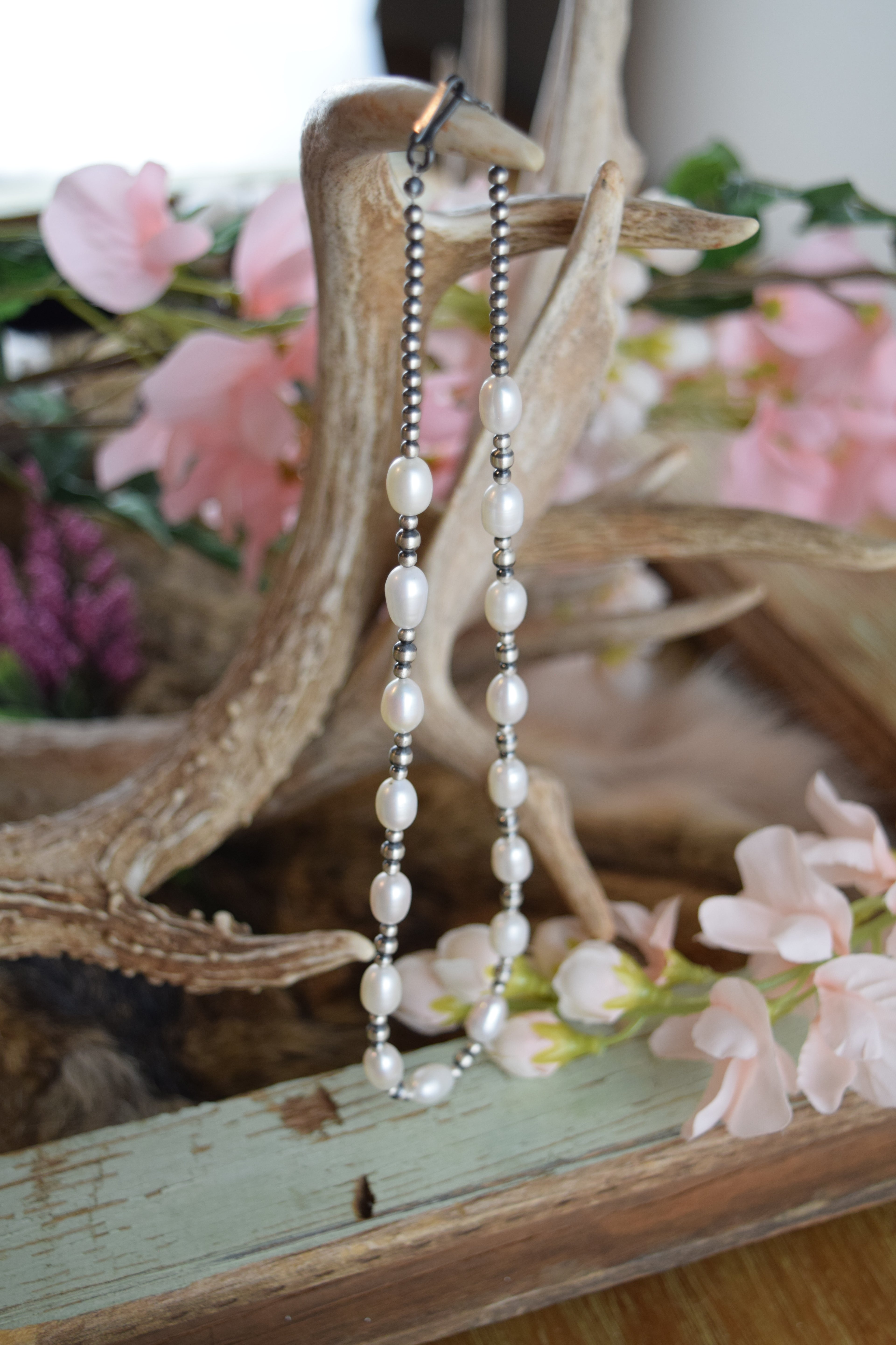 The Dakota Navajo Pearl Necklace